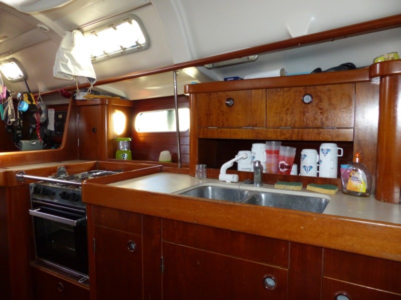 Oceanis 351 - 31.jpg
